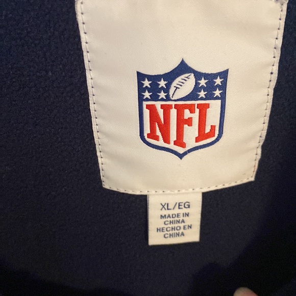 Men’s Denver Broncos 1/4 Zip— NEVER WORN— - Picture 2 of 8